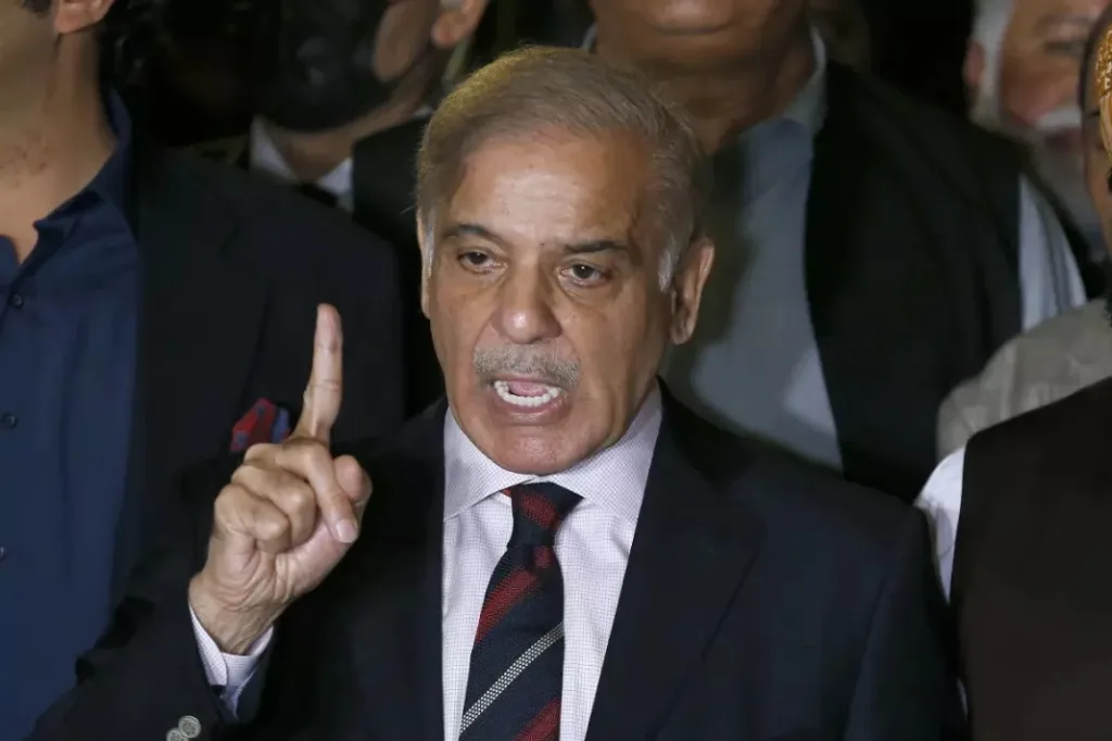 PM Shehbaz Sharif Warns Federal Departments Over Delays in Implementing Directives